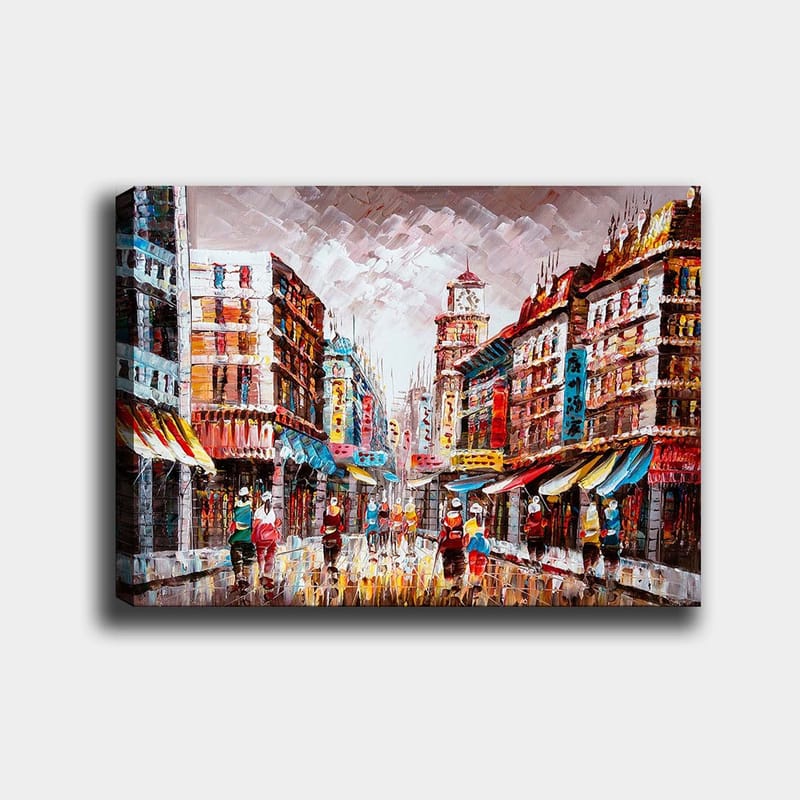 Canvastavla 70x100 cm - Livlig stadsbild med färgglada byggnader och människor som promenerar på en regnig gata - Röd / Blå / Gul - Inredning & dekor - Tavlor & konst - Canvastavla