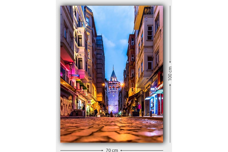 Canvastavla 70x100 cm - Livlig stadsbild med Galata-tornet som huvudfokus i en smal gata - Blå / Orange / Lila - Inredning & dekor - Tavlor & konst - Canvastavla