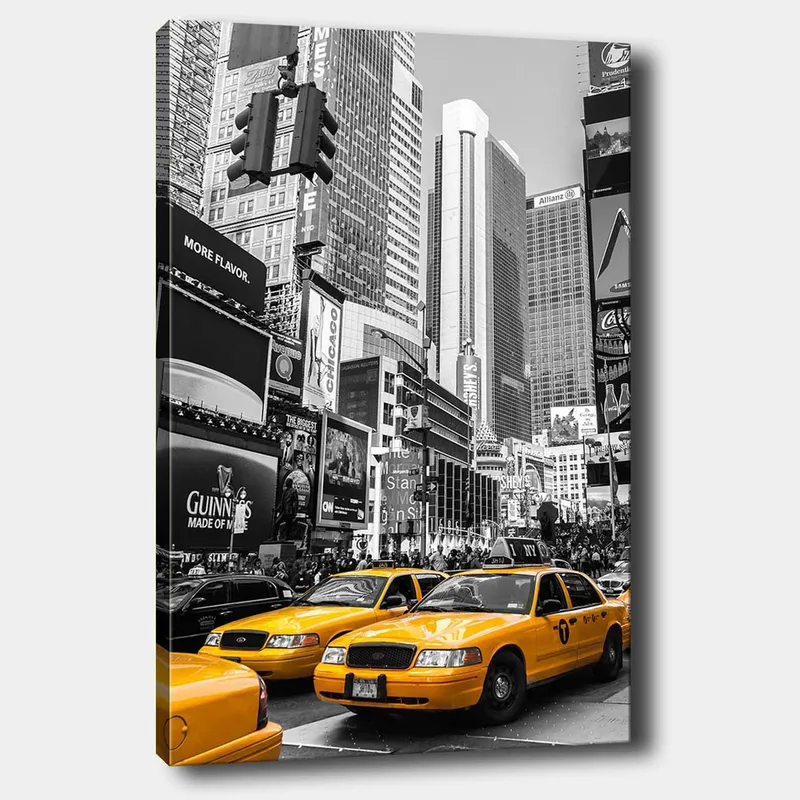 Canvastavla 70x100 cm - Livlig stadsbild med gula taxibilar som dominerar gatan i en urban miljö, Gul / Svart
