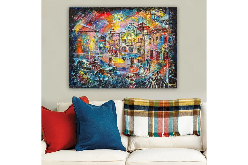 Canvastavla 70x100 cm - Livlig stadsbild med människor i historiska kläder som promenerar på en gata med vackra byggnader och hästdragna vagnar - Blå / Röd / Gul - Inredning & dekor - Tavlor & konst - Canvastavla