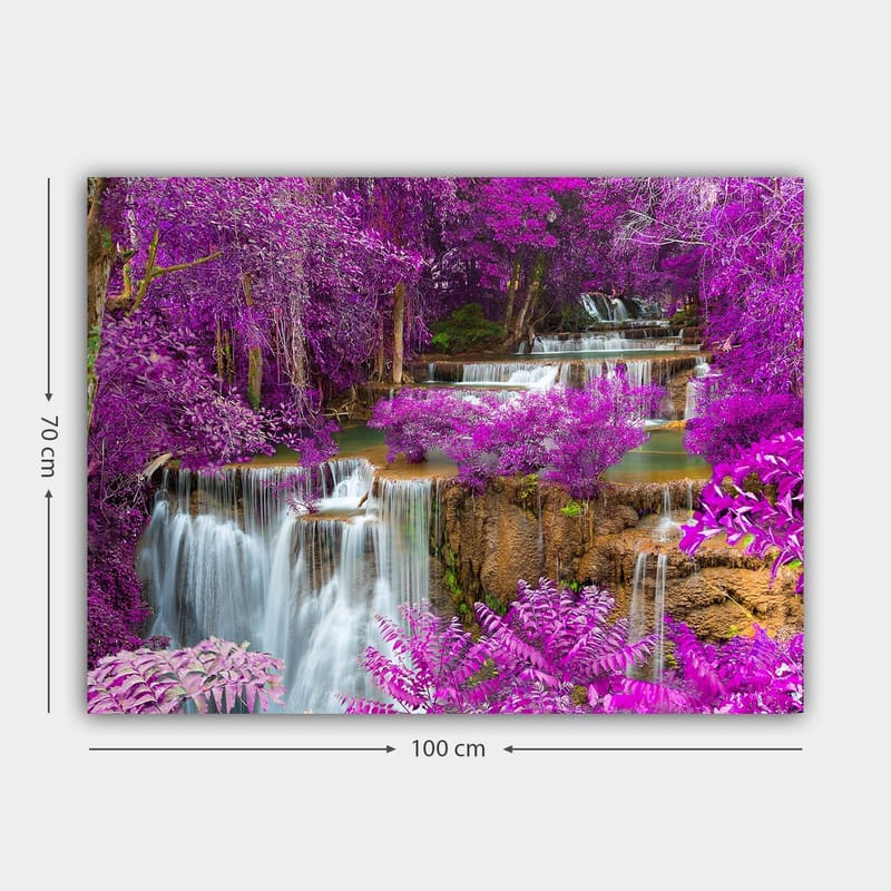 Canvastavla 70x100 cm - Magisk vattenfallsscen omgiven av lila blommor och grönska - Lila / Grön / Vit - Inredning & dekor - Tavlor & konst - Canvastavla