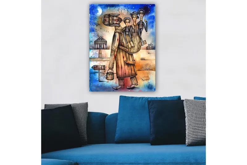 Canvastavla 70x100 cm - Man bär en kvinna och ett barn på ryggen, omgiven av en landskapsmiljö med hus och en skylt - Blå / Brun / Beige - Inredning & dekor - Tavlor & konst - Canvastavla