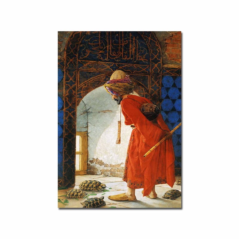 Canvastavla 70x100 cm - Man i röd klädnad som står vid en dörröppning och betraktar sköldpaddor på golvet, Röd / Blå / Beige