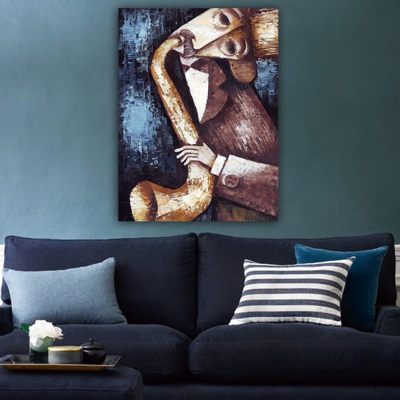 Canvastavla 70x100 cm - Musiker som spelar saxofon med en stiliserad och expressiv framtoning - Mörkblå / Beige / Brun - Inredning & dekor - Tavlor & konst - Canvastavla