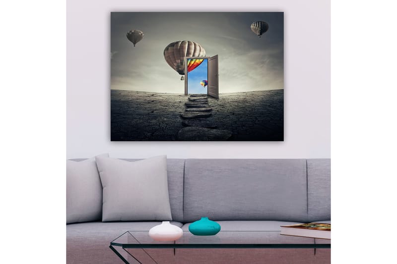 Canvastavla 70x100 cm - Öppen dörr som leder till en färgglad himmel med varmluftsballonger som svävar över en karg landskap - Grå / Beige / Röd - Inredning & dekor - Tavlor & konst - Canvastavla