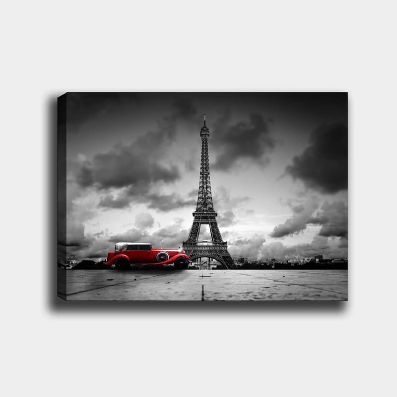 Canvastavla 70x100 cm - Röd vintagebil framför Eiffeltornet i en svartvit stadsmiljö - Röd / Svart / Vit - Inredning & dekor - Tavlor & konst - Canvastavla