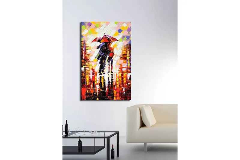 Canvastavla 70x100 cm - Romantisk scen med två personer som delar ett paraply i en regnig stadsmiljö - Röd / Svart / Orange - Inredning & dekor - Tavlor & konst - Canvastavla