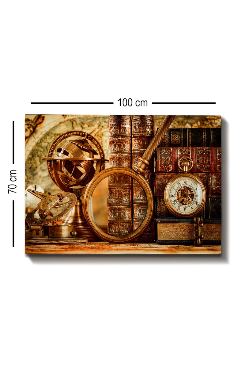 Canvastavla 70x100 cm - Samling av antika navigationsverktyg och böcker som förmedlar en känsla av historia och upptäcktsresande - Guld / Brunt / Mörkröd - Inredning & dekor - Tavlor & konst - Canvastavla