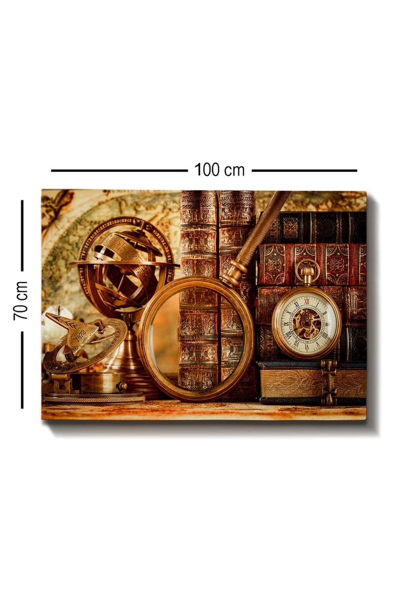 Canvastavla 70x100 cm - Samling av antika navigationsverktyg och böcker som förmedlar en känsla av historia och upptäcktsresande - Guld / Brunt / Mörkröd - Inredning & dekor - Tavlor & konst - Canvastavla