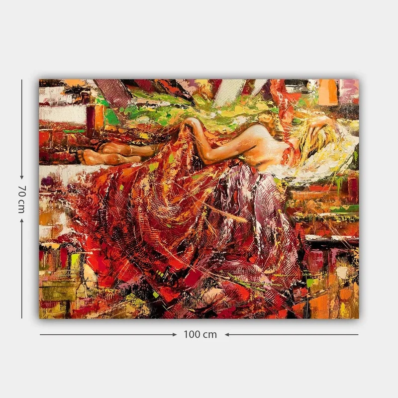 Canvastavla 70x100 cm - Sensuell kvinna som vilar i en draperad klänning av röd och orange färg - Röd / Orange / Gul - Inredning & dekor - Tavlor & konst - Canvastavla