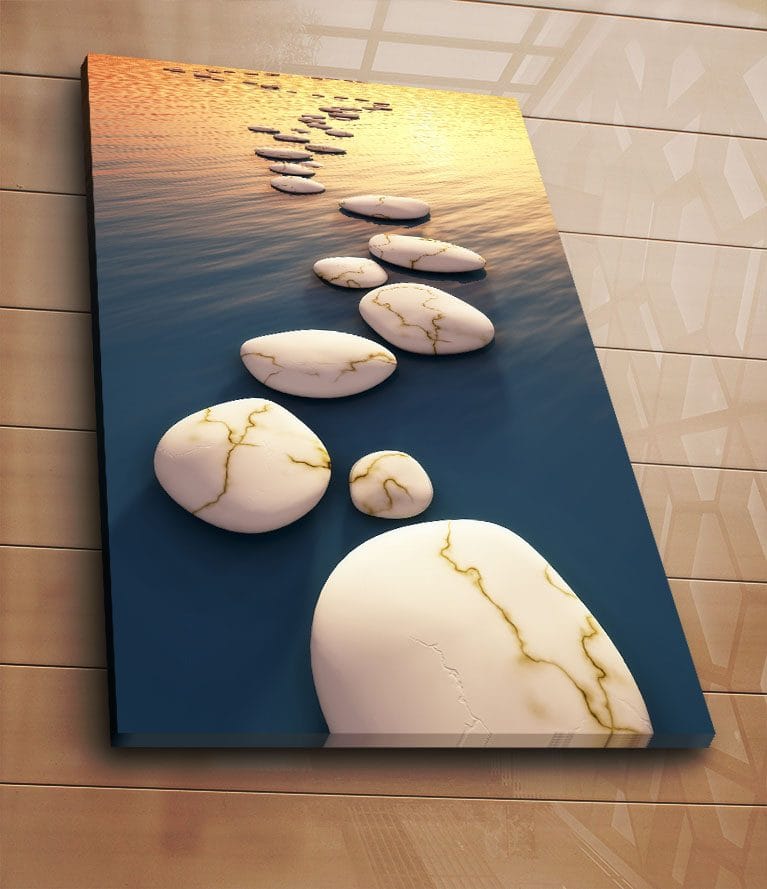 Canvastavla 70x100 cm - Serie av vita stenar med guldiga ådror som flyter på en djupblå yta vid solnedgången - Vit / Blå / Guld - Inredning & dekor - Tavlor & konst - Canvastavla