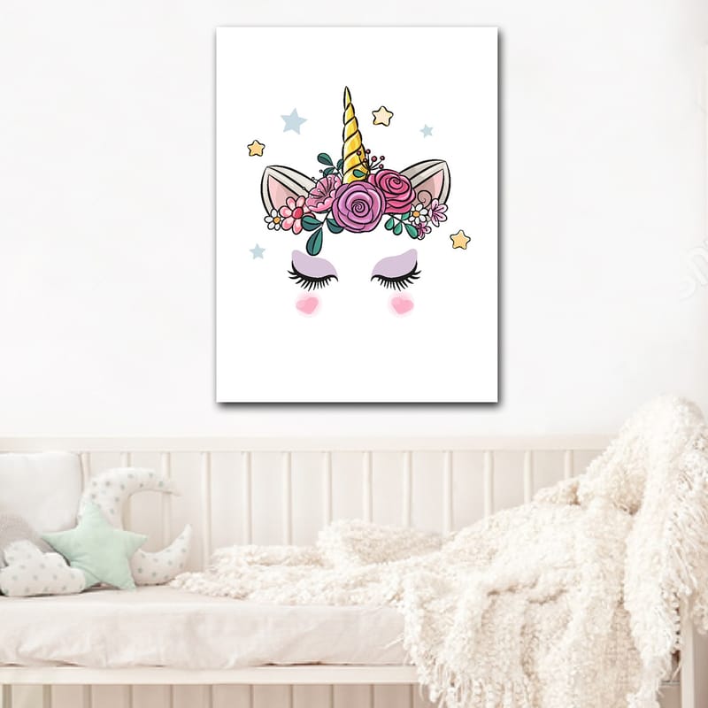 Canvastavla 70x100 cm - Söt enhörning med blommor och stjärnor som dekoration - Lila / Rosa / Guld - Inredning & dekor - Tavlor & konst - Canvastavla