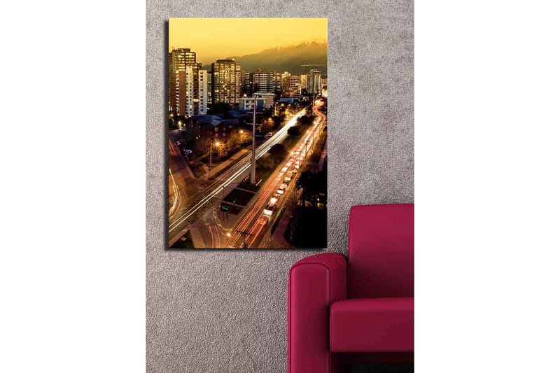 Canvastavla 70x100 cm - Stadssilhuett vid skymning med ljus från byggnader och trafik - Guld / Mörkblå / Vit - Inredning & dekor - Tavlor & konst - Canvastavla