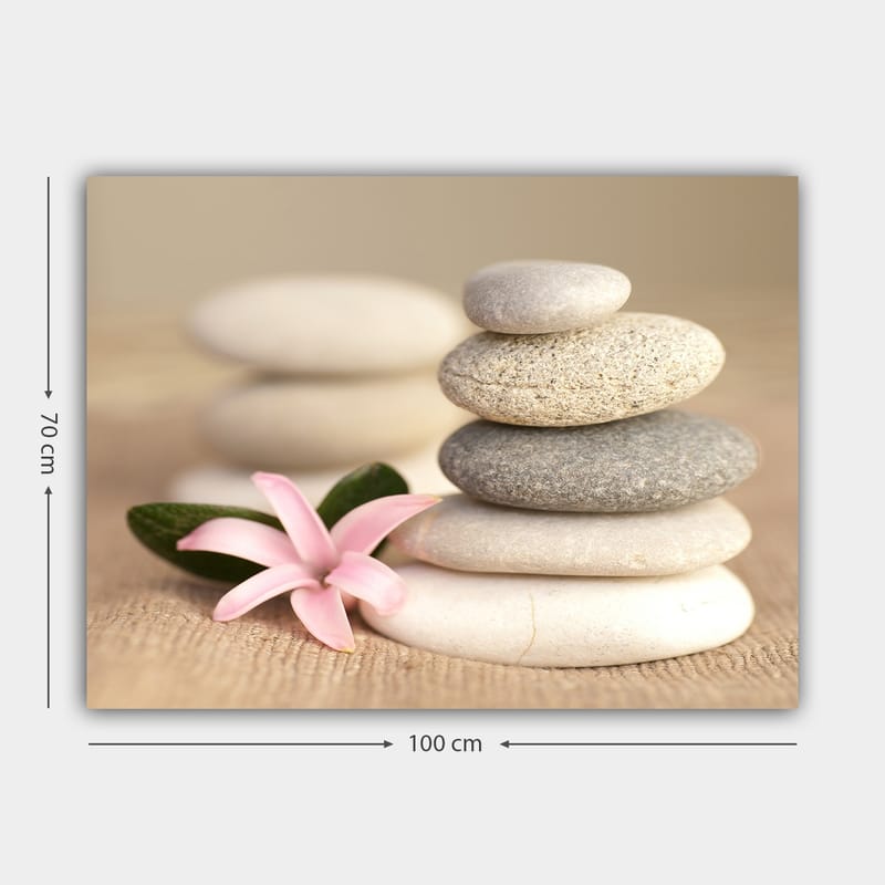 Canvastavla 70x100 cm - Stenpyramid med en rosa blomma som symboliserar balans och harmoni - Grå / Beige / Rosa - Inredning & dekor - Tavlor & konst - Canvastavla