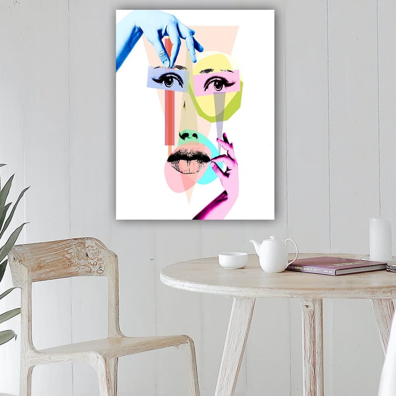 Canvastavla 70x100 cm - Stiliserad ansiktskomposition med geometriska former och händer som interagerar med ansiktet - Blå / Rosa / Grön - Inredning & dekor - Tavlor & konst - Canvastavla