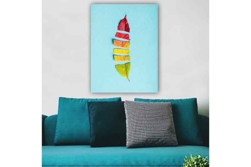 Canvastavla 70x100 cm - Stiliserad fjäder skapad av färgglada höstlöv - Röd / Gul / Grön - Inredning & dekor - Tavlor & konst - Canvastavla