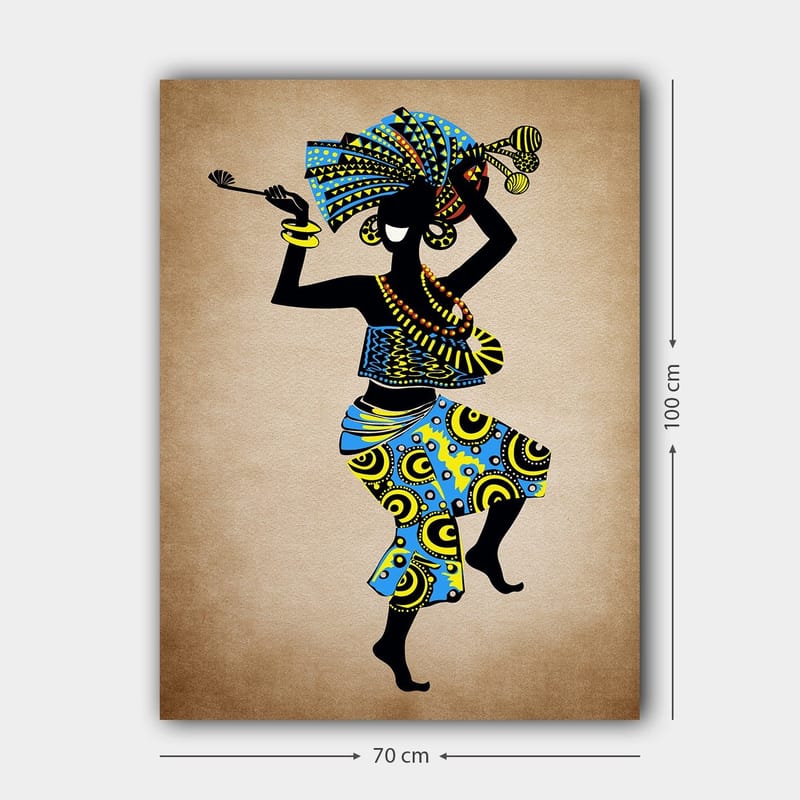 Canvastavla 70x100 cm - Stiliserad kvinna som dansar med en färgglad huvudbonad och kläder, bärande på en korg - Blå / Svart / Gul - Inredning & dekor - Tavlor & konst - Canvastavla