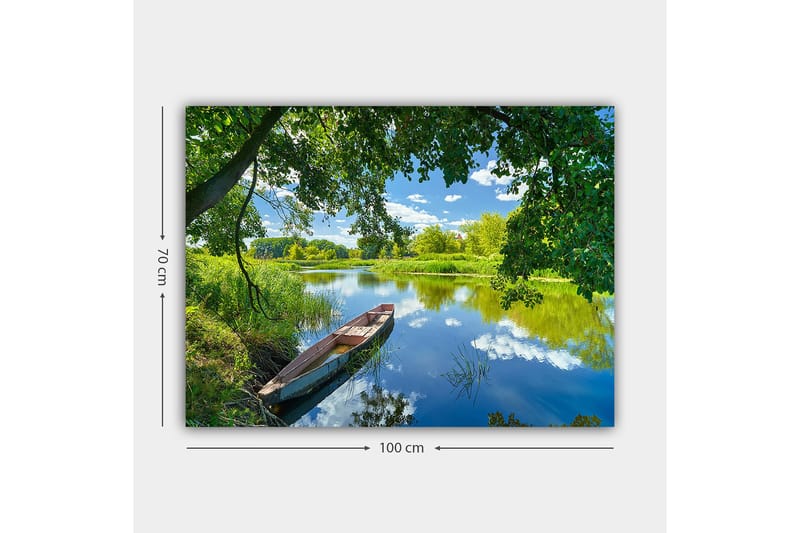 Canvastavla 70x100 cm - Stilla båt vid en spegelblanka sjö omgiven av grönskande träd och växtlighet - Grön / Blå / Brun - Inredning & dekor - Tavlor & konst - Canvastavla