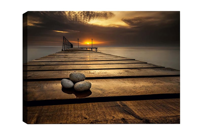 Canvastavla 70x100 cm - Stilla brygga vid solnedgången med stenar i förgrunden - Guld / Brunt / Grått - Inredning & dekor - Tavlor & konst - Canvastavla