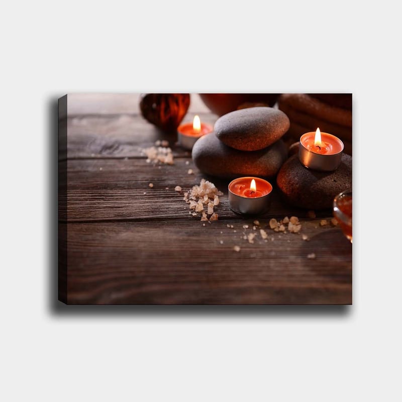 Canvastavla 70x100 cm - Stillsam komposition av stenar och tända ljus som skapar en avkopplande atmosfär - Grå / Orange / Brun - Inredning & dekor - Tavlor & konst - Canvastavla