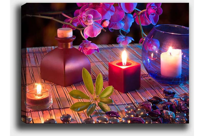 Canvastavla 70x100 cm - Stillsam och harmonisk stilleben med ljus, blommor och dekorationer - Mörkröd / Grön / Lila - Inredning & dekor - Tavlor & konst - Canvastavla