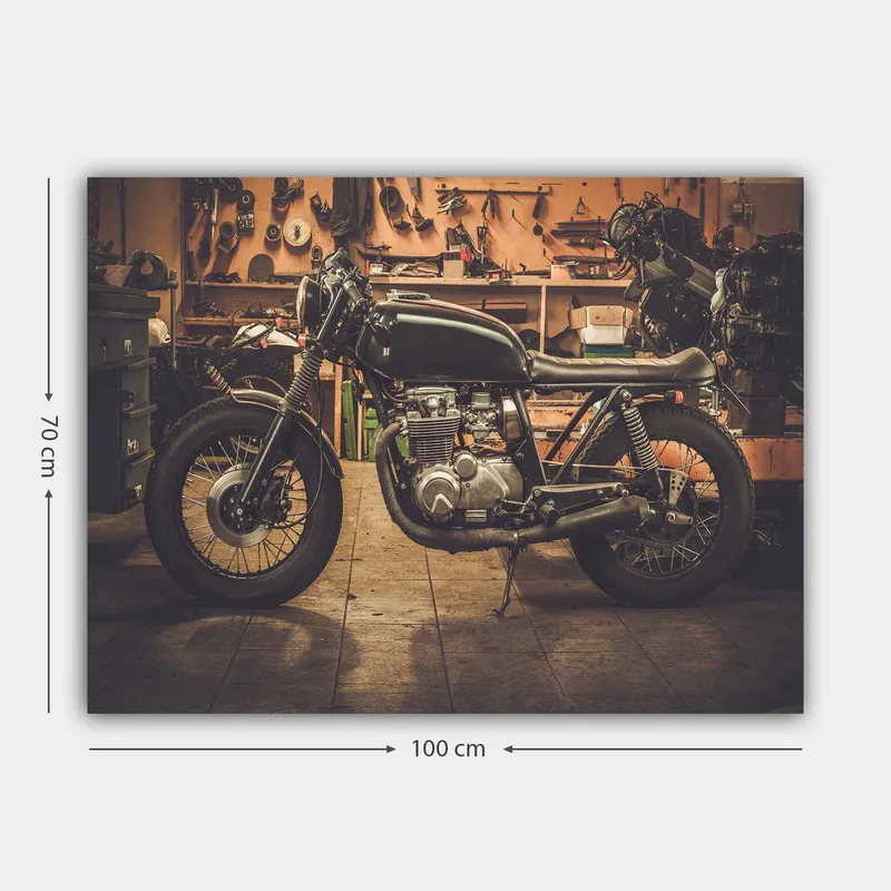 Canvastavla 70x100 cm - Stilren motorcykel i en verkstadsmiljö - Svart / Grå / Silver - Inredning & dekor - Tavlor & konst - Canvastavla