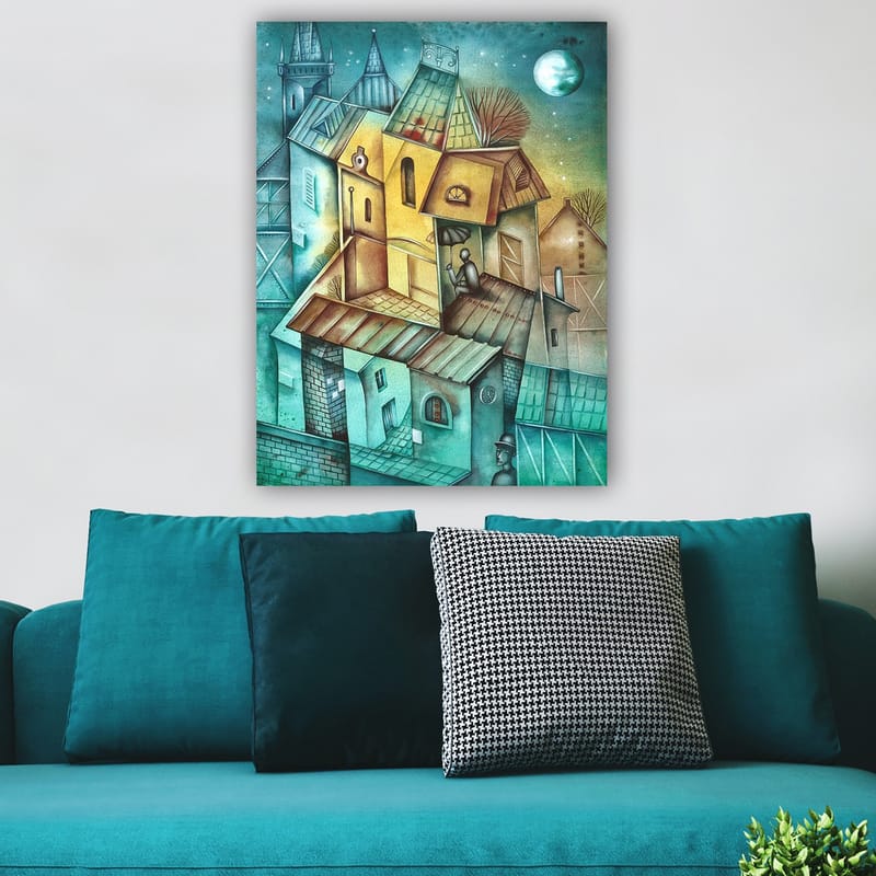 Canvastavla 70x100 cm - Surrealistisk stadsbild med färgglada hus och en person som sitter på taket under en paraply - Grön / Gul / Blå - Inredning & dekor - Tavlor & konst - Canvastavla