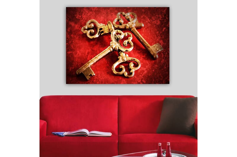 Canvastavla 70x100 cm - Två antika nycklar med dekorativa detaljer på en röd bakgrund - Guld / Röd - Inredning & dekor - Tavlor & konst - Canvastavla