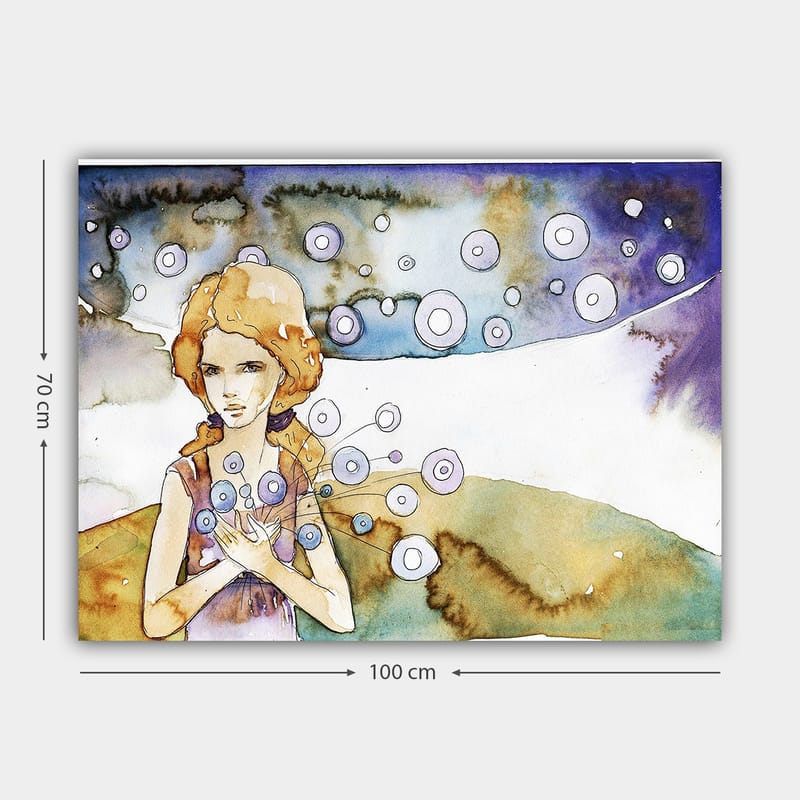 Canvastavla 70x100 cm - Ung kvinna som håller i en bukett med cirkulära blommor i en drömlik landskapsscen - Ljusblå / Beige / Lila - Inredning & dekor - Tavlor & konst - Canvastavla
