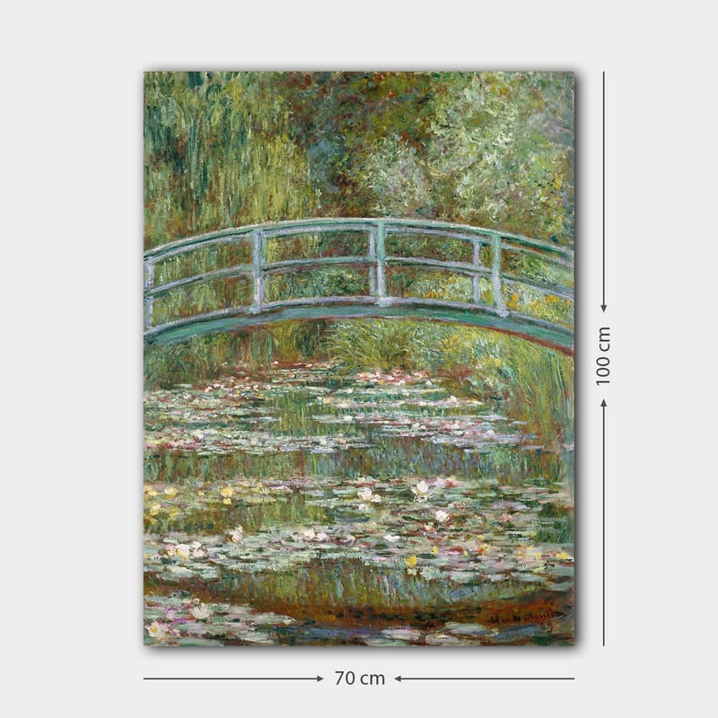 Canvastavla 70x100 cm - Vacker bro över en damm med näckrosor i en grönskande omgivning - Grön / Blå / Vit - Inredning & dekor - Tavlor & konst - Canvastavla