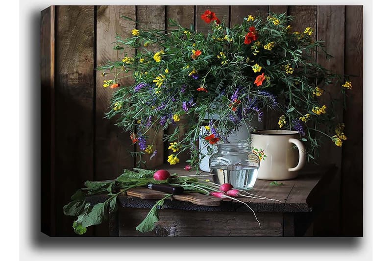 Canvastavla 70x100 cm - Vacker bukett med färgglada blommor i en glasvas på ett träbord - Grön / Gul / Röd - Inredning & dekor - Tavlor & konst - Canvastavla