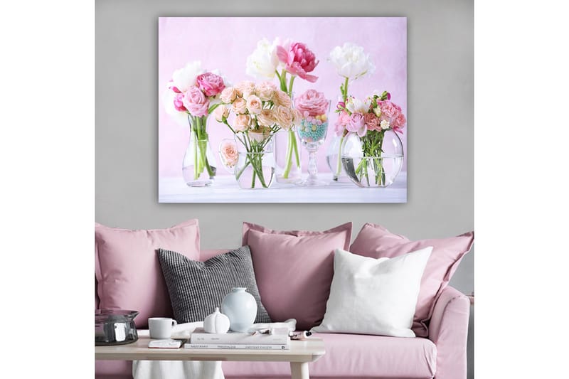 Canvastavla 70x100 cm - Vacker bukett med rosa och vita blommor i olika glasvaser - Rosa / Vit / Grön - Inredning & dekor - Tavlor & konst - Canvastavla