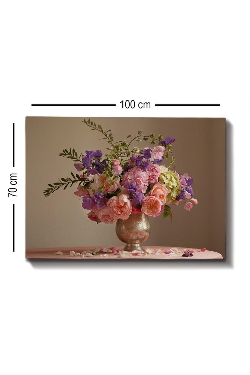 Canvastavla 70x100 cm - Vacker bukett med rosor och andra blommor i en silvervas - Rosa / Lila / Grön - Inredning & dekor - Tavlor & konst - Canvastavla