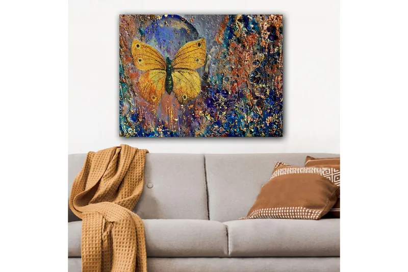 Canvastavla 70x100 cm - Vacker fjäril i gult som svävar över en abstrakt bakgrund med färgglada detaljer - Gult / Blått / Brunt - Inredning & dekor - Tavlor & konst - Canvastavla