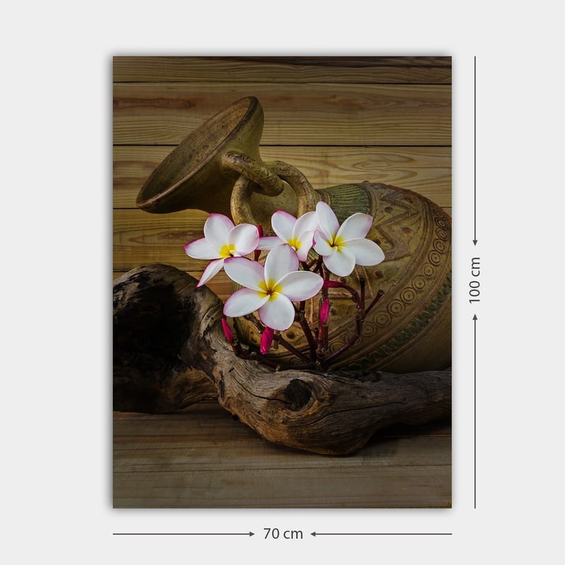 Canvastavla 70x100 cm - Vacker keramikkruka med vita blommor och en träbit som bas - Vit / Rosa / Brun - Inredning & dekor - Tavlor & konst - Canvastavla