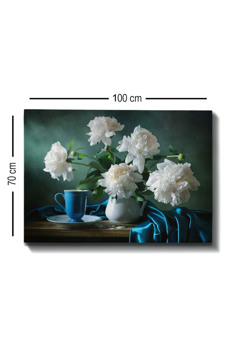 Canvastavla 70x100 cm - Vacker stilleben med vita pioner i en vas och en blå kopp på ett bord - Vit / Blå / Grön - Inredning & dekor - Tavlor & konst - Canvastavla