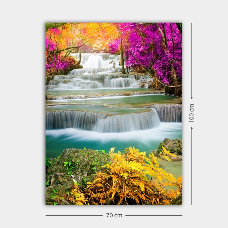 Canvastavla 70x100 cm - Vacker vattenfallsscen omgiven av färgglada träd och växter - Lila / Grön / Orange - Inredning & dekor - Tavlor & konst - Canvastavla