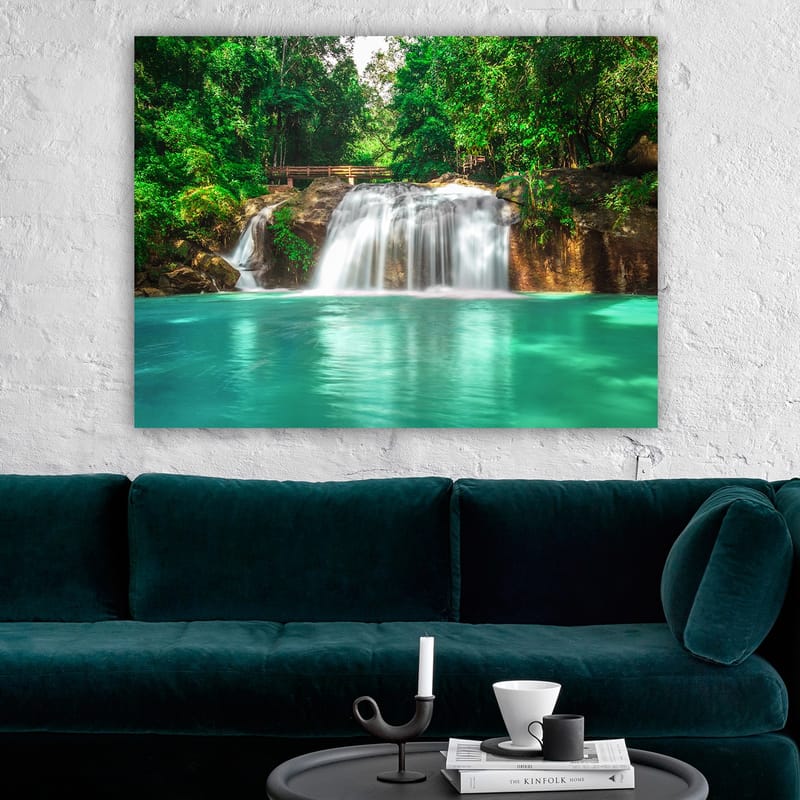 Canvastavla 70x100 cm - Vacker vattenfallsscen omgiven av frodig grönska - Turkos / Grön - Inredning & dekor - Tavlor & konst - Canvastavla