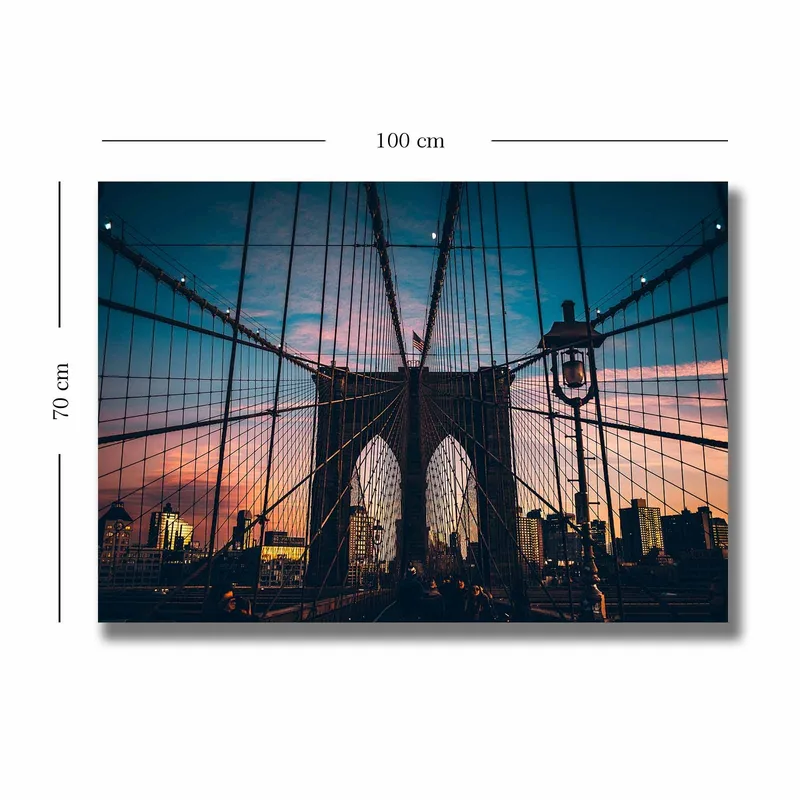 Canvastavla 70x100 cm - Vacker vy av Brooklyn Bridge med en dramatisk himmel i skymningen - Mörkblå / Rosa / Grå - Inredning & dekor - Tavlor & konst - Canvastavla