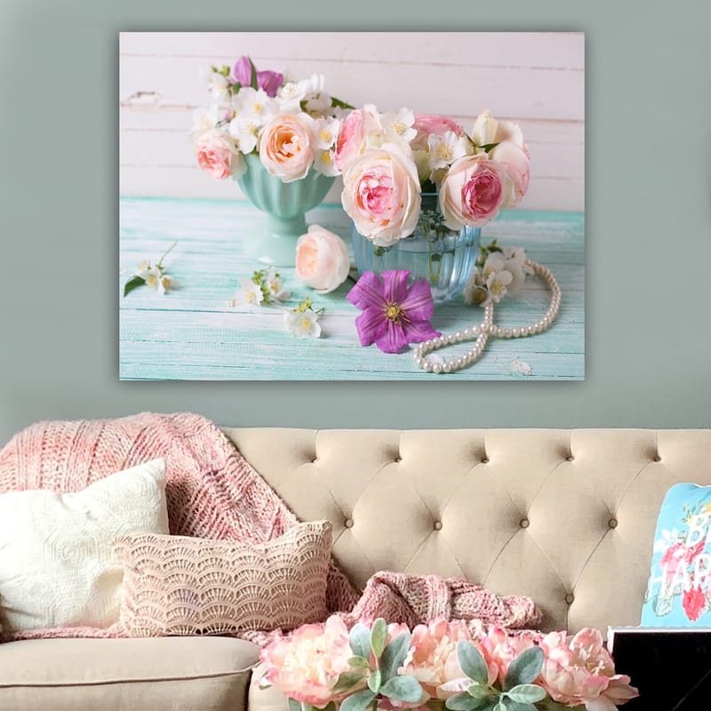 Canvastavla 70x100 cm - Vackra blommor i pastellfärgade skålar med en romantisk känsla - Ljusrosa / Mintgrön / Lila - Inredning & dekor - Tavlor & konst - Canvastavla