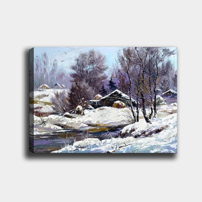 Canvastavla 70x100 cm - Vinterlandskap med snöklädda träd och en gammal stuga vid en stilla bäck, Vit / Ljusblå / Mörklila