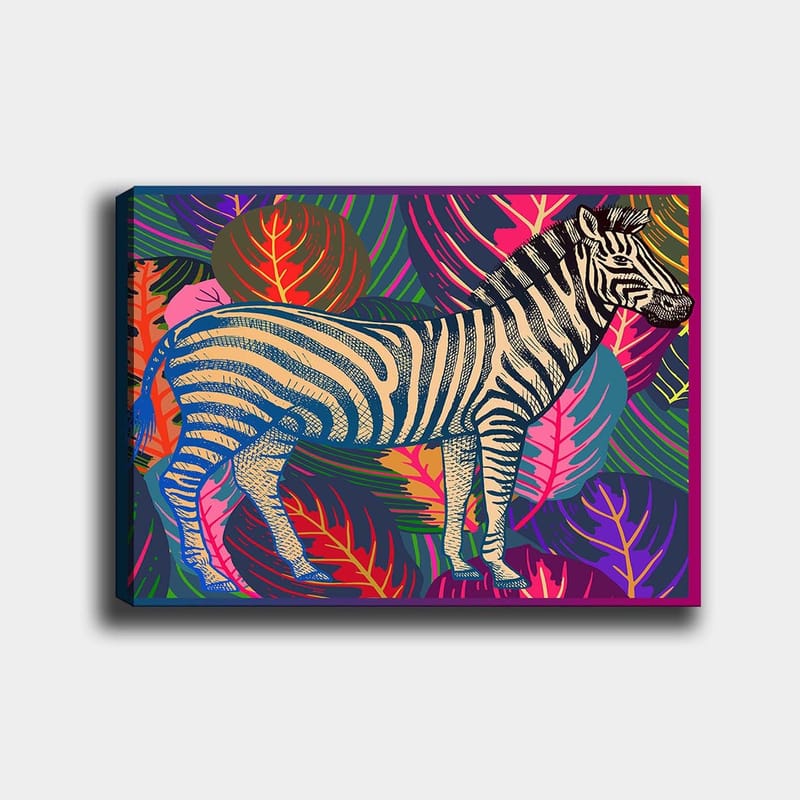 Canvastavla 70x100 cm - Zebra omgiven av färgglada blad och mönster - Beige / Svart / Rosa - Inredning & dekor - Tavlor & konst - Canvastavla