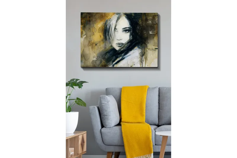 Canvastavla 70x100 cm - Porträtt av en kvinna med en mystisk och intensiv blick - Mörkblå / Beige / Vit - Inredning & dekor - Tavlor & konst - Canvastavla