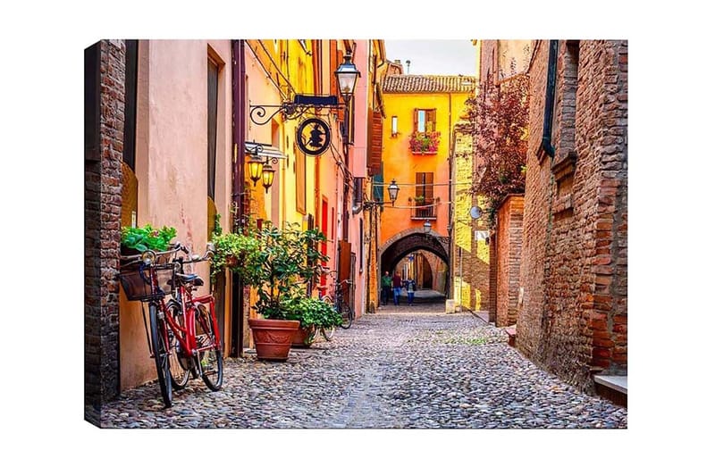 Canvastavla - Charmig gata med cykel och färgglada byggnader, Orange / Grön / Röd