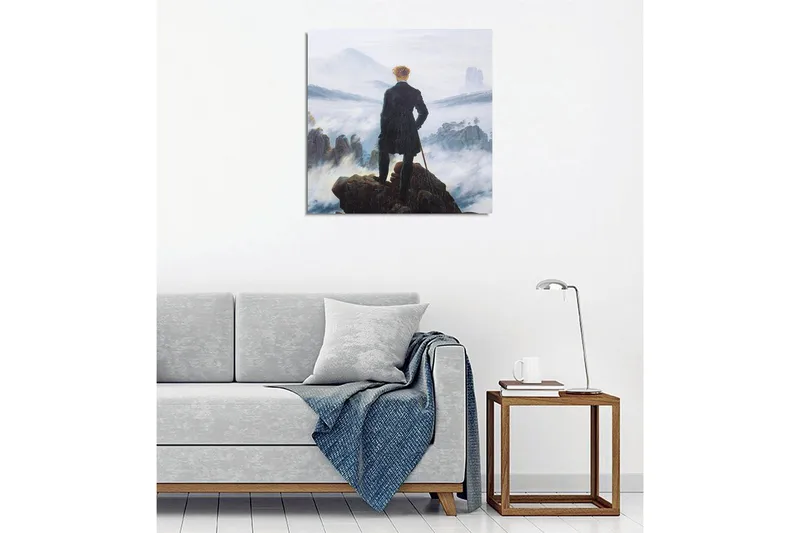 Canvastavla - Ensam man på en klippa som blickar ut över ett dimmigt landskap - Mörkgrön / Grå / Blå - Inredning & dekor - Tavlor & konst - Canvastavla