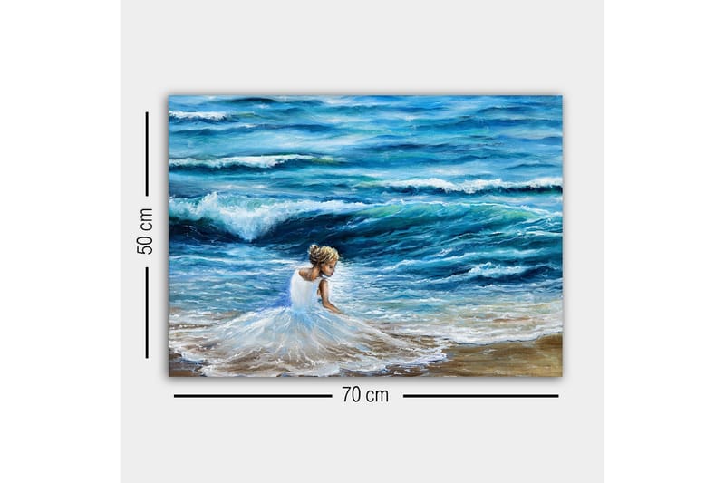 Canvastavla - Flicka i vit klänning som leker vid havet - Blå / Vit / Beige - Inredning & dekor - Tavlor & konst - Canvastavla