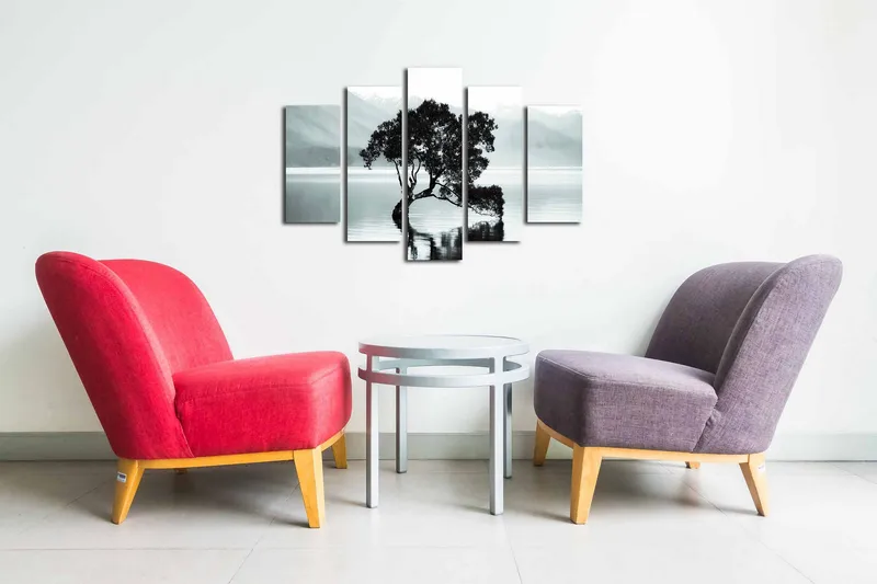 Canvastavla i 5 delar 82x50 cm - Silhuett av ett träd vid en stilla sjö med fjärran berg i bakgrunden - Svart / Grå / Vit - Inredning & dekor - Tavlor & konst - Canvastavla