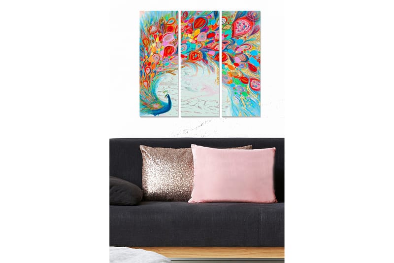 Canvastavla i trä 3-delar 50x70 cm - Färgglad fjäderdräkt av en påfågel som sprider sig i en dynamisk komposition, Blå / Röd / Rosa