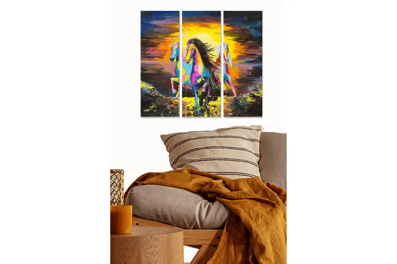 Canvastavla i trä 3-delar 50x70 cm - Färgglada hästar i rörelse mot en dramatisk bakgrund, Lila / Gult / Svart