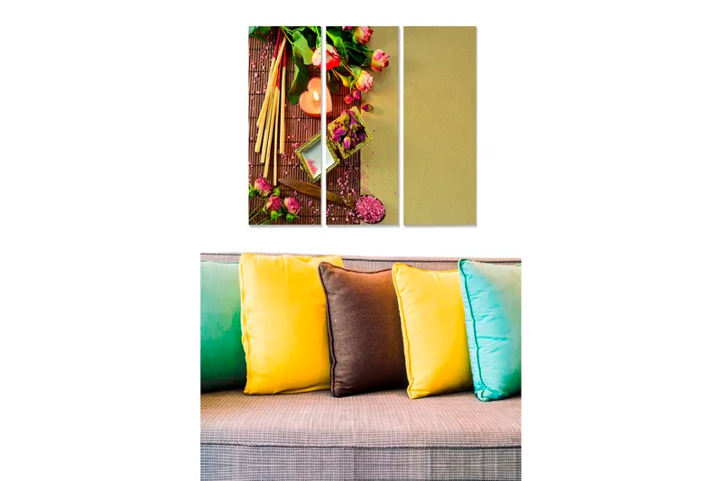 Canvastavla i trä 3-delar 50x70 cm - Färgrik arrangemang av blommor och ljus på en bambumatta - Rosa / Grön / Beige - Inredning & dekor - Tavlor & konst - Canvastavla